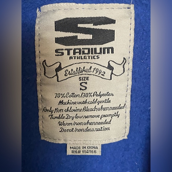 Boise State Sweatshirt - Picture 3 of 5